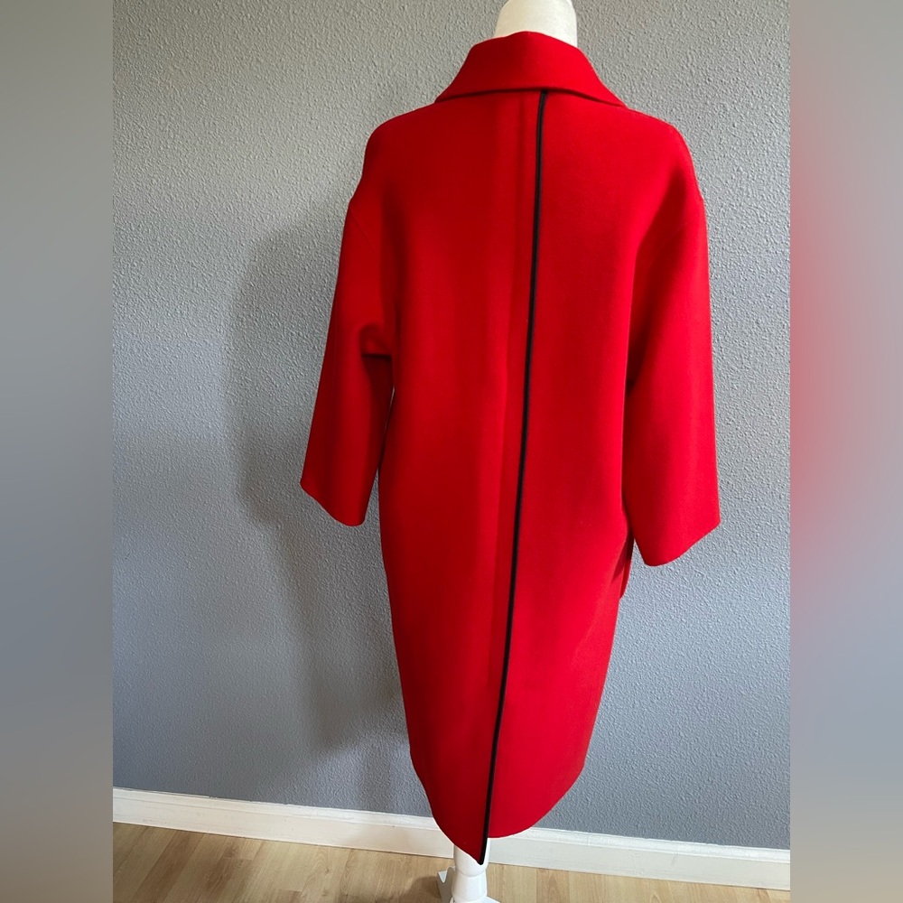 Stylish Red Coat - Picture 2 of 10